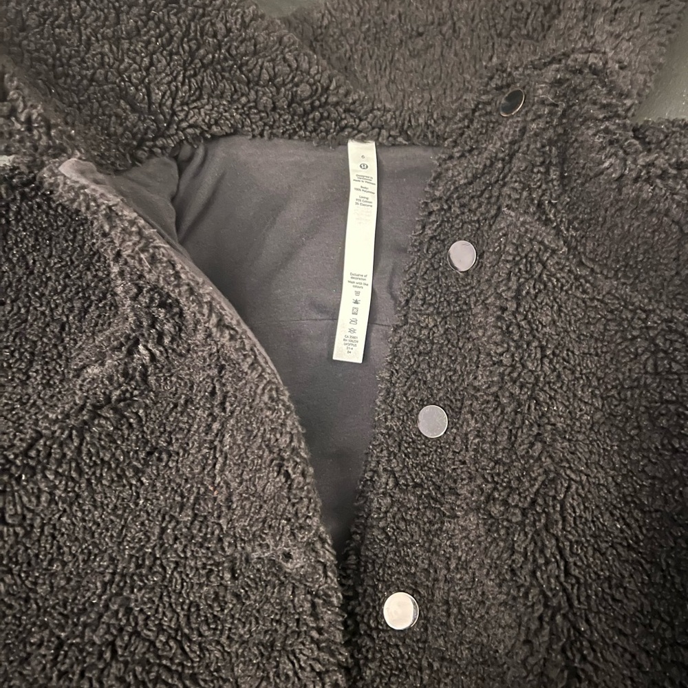 Lululemon Textured Fleece Button Jacket - image 6